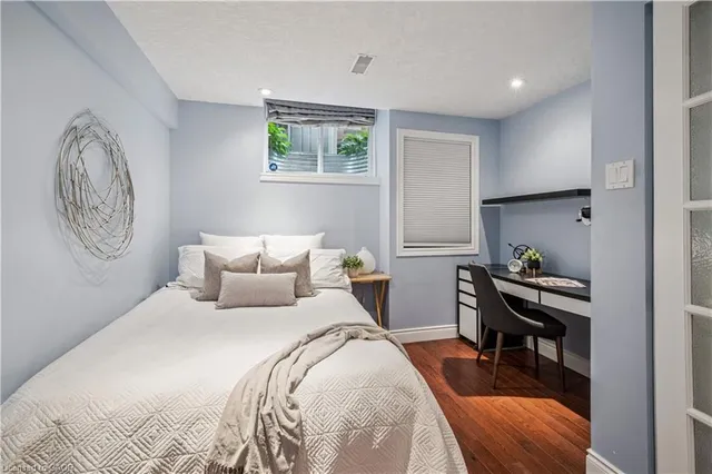 Additional image 13 of 533 Rush Meadow Cres