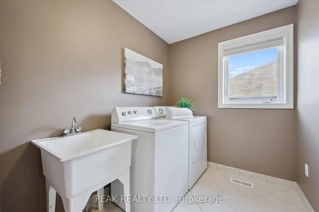 Additional image 32 of 60 Gravel Ridge Tr