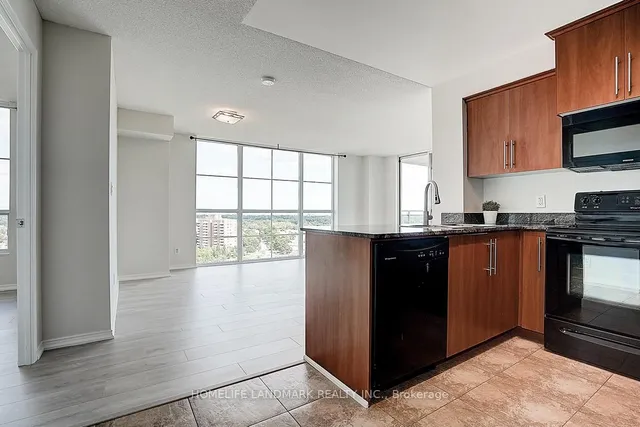 Additional image 10 of 8 Rosebank Dr Unit 15C