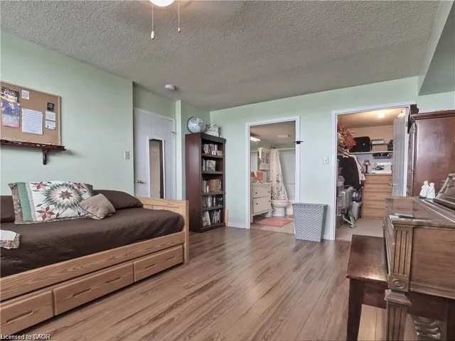 Additional image 17 of 3227 King St Unit 1011