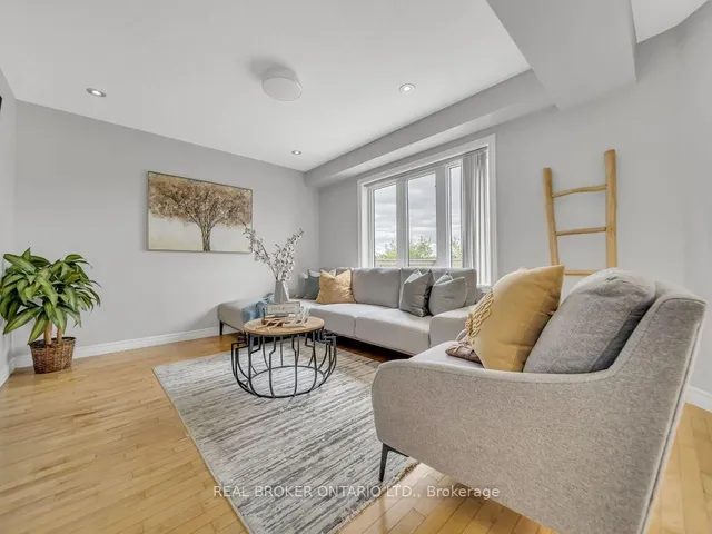 Additional image 17 of 141 Hollyridge Cres