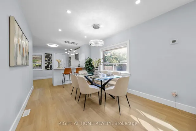 Additional image 6 of 977 Broadview Ave