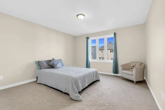 Additional image 22 of 38 Woodbine Ave