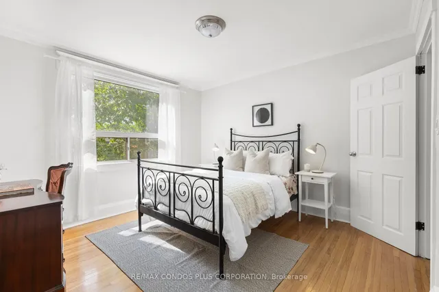 Additional image 23 of 54 Robbins Ave