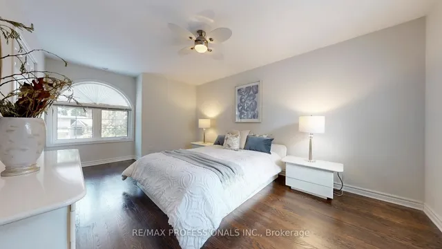 Additional image 25 of 5 Grasspoint Cres