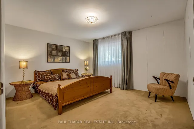 Additional image 19 of 17 Dolan Gate