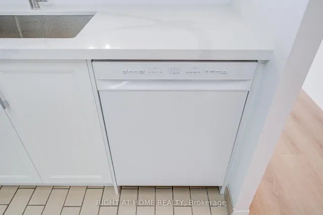 Additional image 16 of 88 Alton Towers Circ Unit 1501