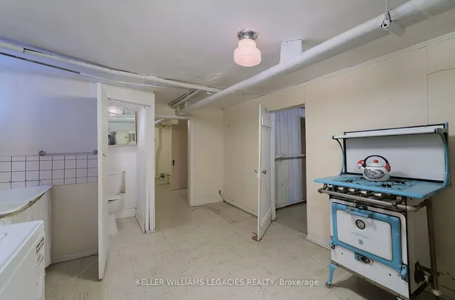 Additional image 25 of 540 Atlas Ave