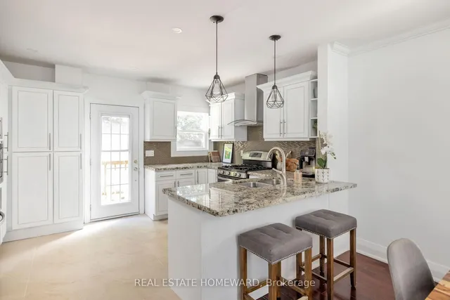 Additional image 15 of 27 Normandy Blvd