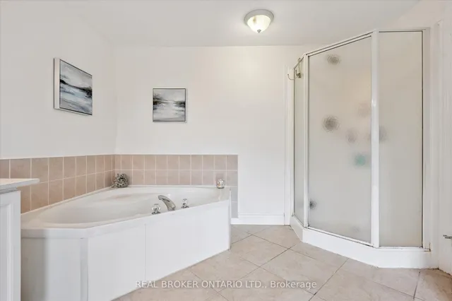 Additional image 28 of 18 Pearwood Crt