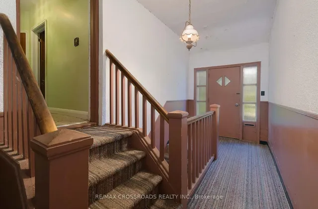 Additional image 30 of 11 Faircroft Blvd