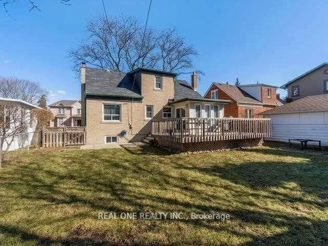 Additional image 17 of 34 Vassar Dr