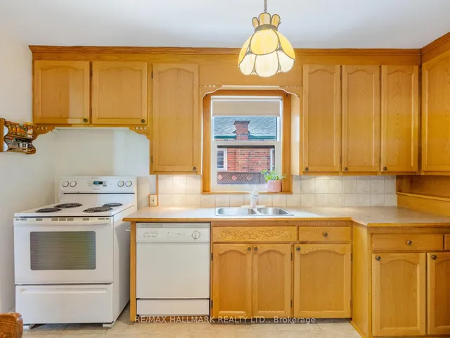 Additional image 16 of 60 Greylawn Cres