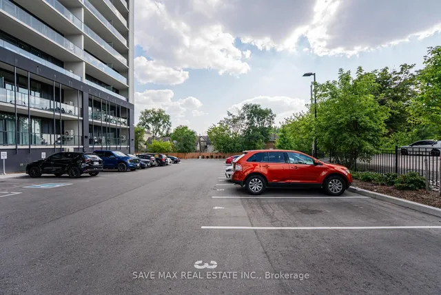 Additional image 35 of 741 King St Unit 411