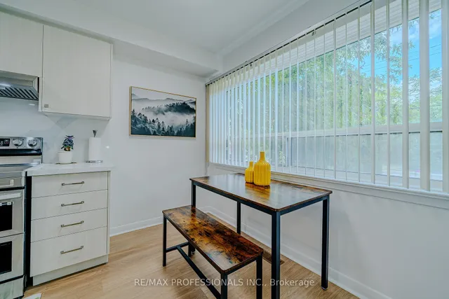 Additional image 6 of 72 Painted Post Dr