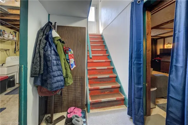 Additional image 26 of 73 Overlea Dr