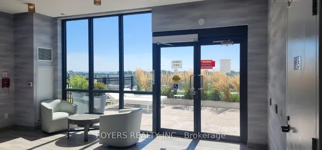 Additional image 19 of 1630 Queen St Unit 314