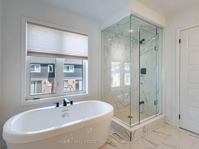 Additional image 24 of 71 Routley St