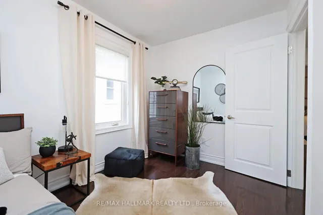 Additional image 28 of 242 Springdale Blvd