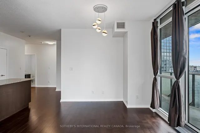 Additional image 22 of 55 Bremner Blvd Unit 2701