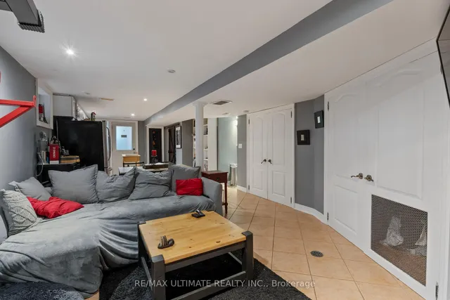 Additional image 37 of 23 Seneca Ave