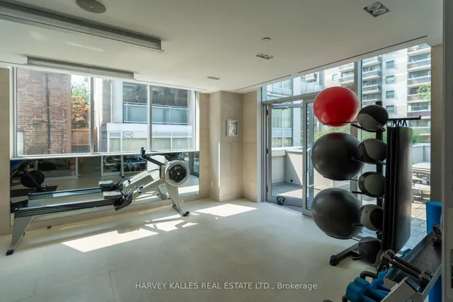 Additional image 43 of 127 Pears Ave