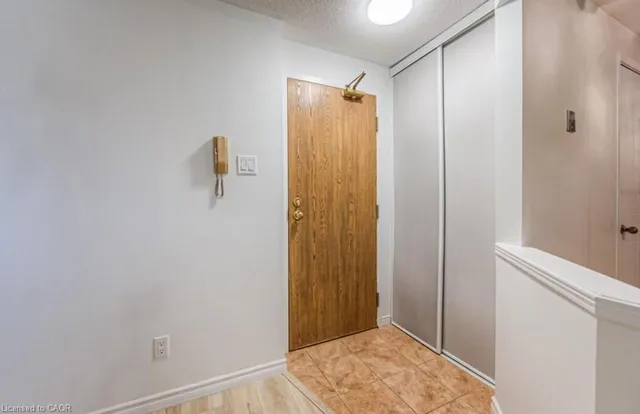 Additional image 5 of 565 Greenfield Ave Unit 703