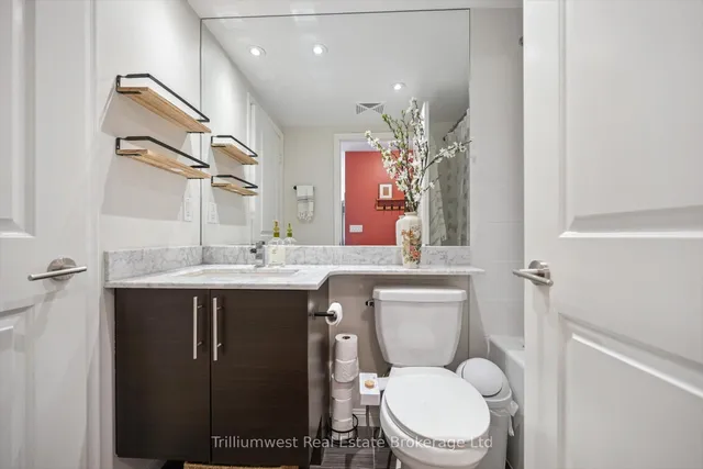 Additional image 14 of 85 East Liberty St Unit 1712