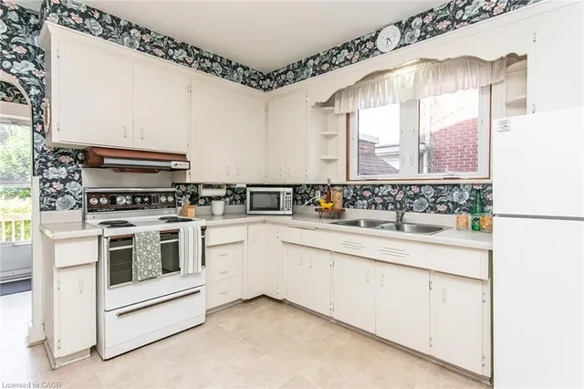 Additional image 16 of 260 Cameron St