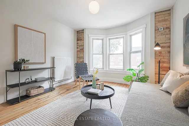 Additional image 30 of 140 Strachan Ave