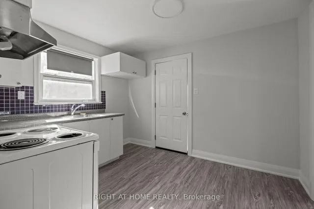Additional image 8 of 154 Edinborough Crt
