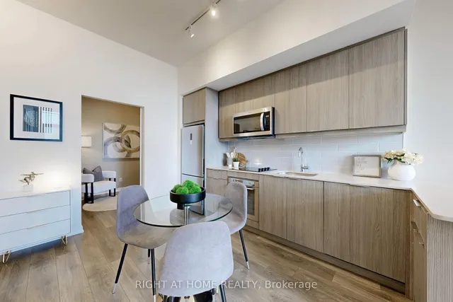 Additional image 13 of 36 Forest Manor Rd Unit 103