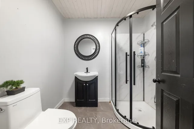 Additional image 23 of 50 Queen St