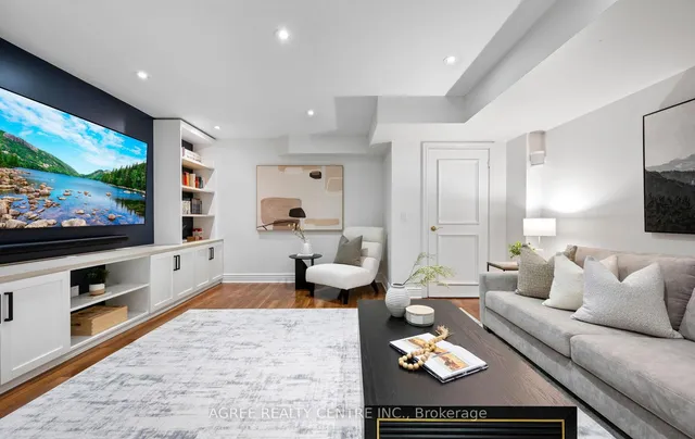 Additional image 36 of 179 Glengarry Ave