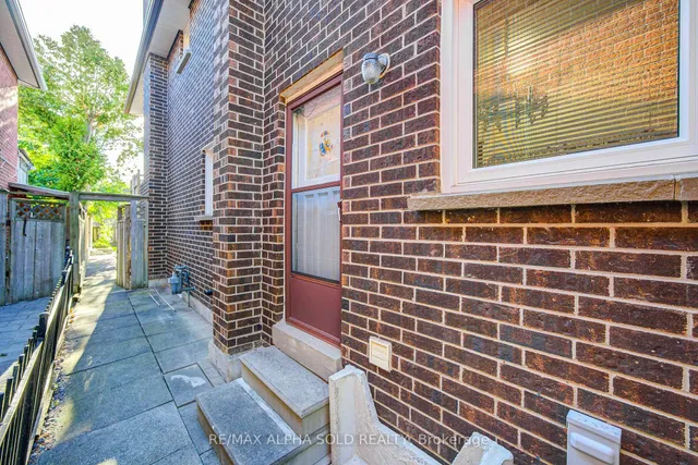 Additional image 44 of 360 Goldhawk Tr