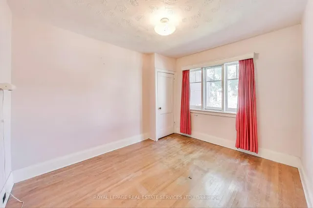 Additional image 24 of 418 Willard Ave