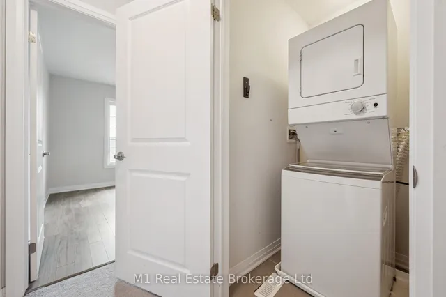 Additional image 39 of 13 Meadowridge St