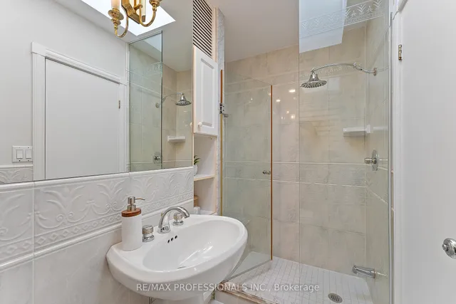 Additional image 28 of 28 Colwood Rd