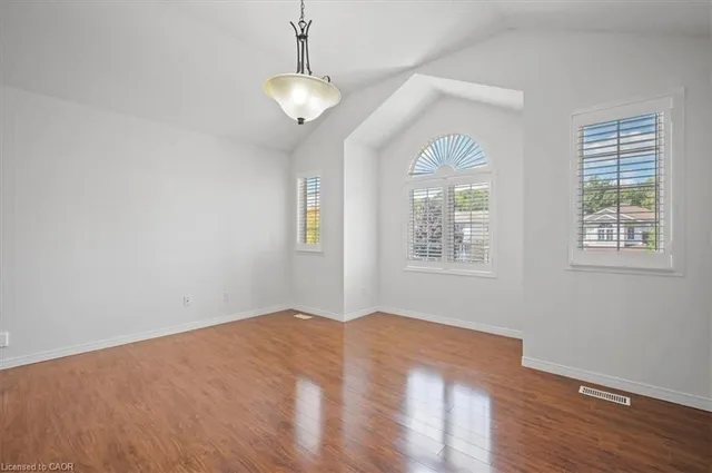 Additional image 20 of 51 Peach Blossom Cres