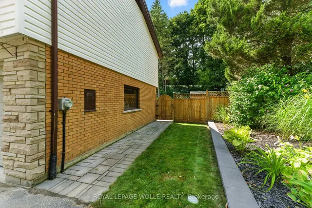 Additional image 31 of 33 Shadywood Cres