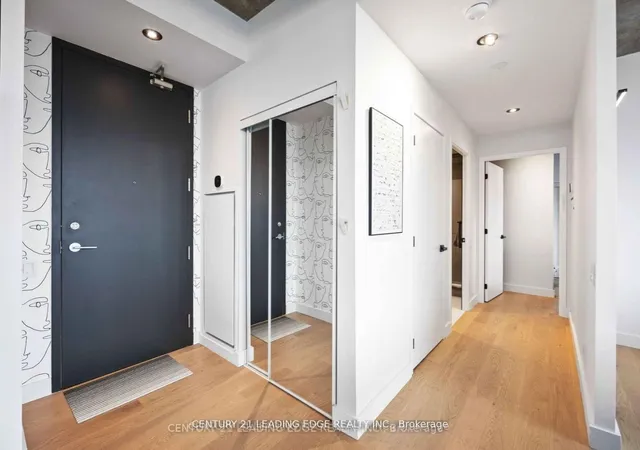 Additional image 19 of 33 Mill St Unit 807