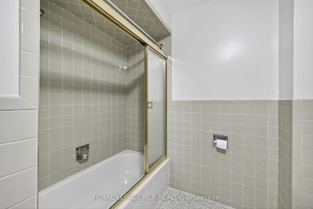 Additional image 24 of 8 Cross St