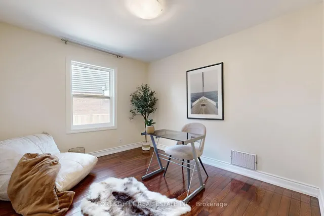 Additional image 16 of 14 Ilfracombe Cres