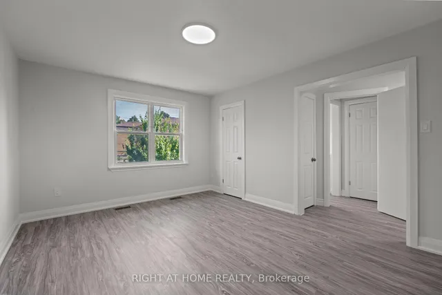 Additional image 11 of 154 Edinborough Crt