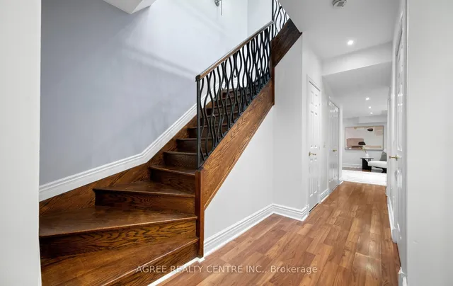 Additional image 33 of 179 Glengarry Ave