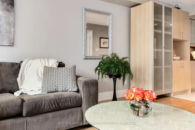 Additional image 10 of 550 Queens Quay Unit 126