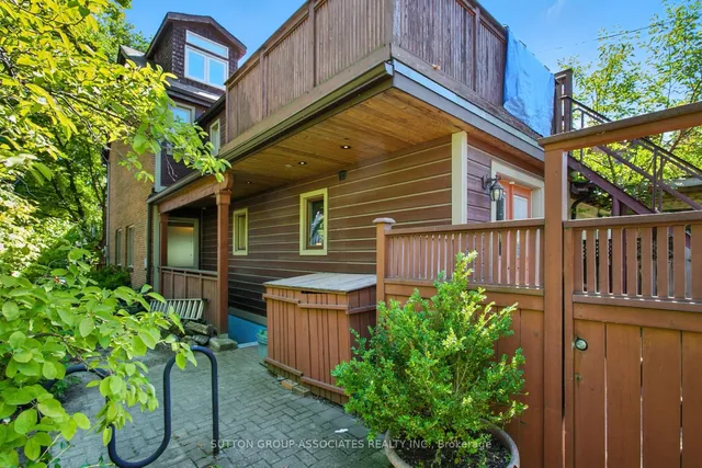 Additional image 2 of 250 Robert St