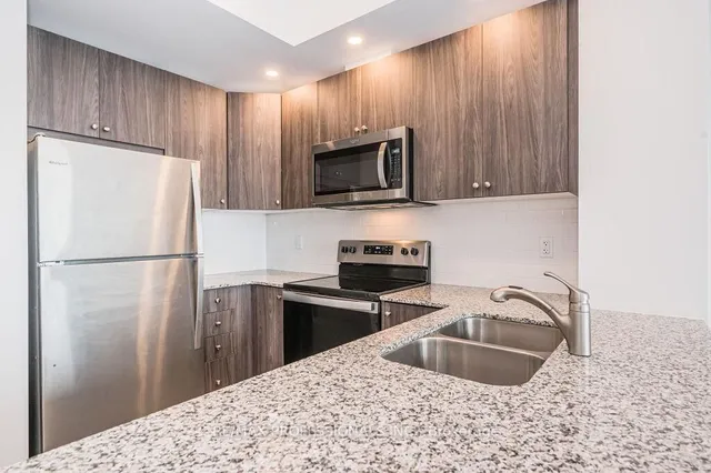 Additional image 22 of 60 Charles St Unit 2504