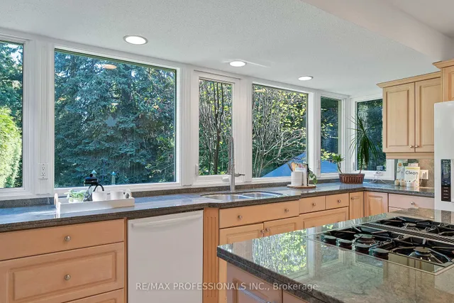 Additional image 16 of 28 Colwood Rd