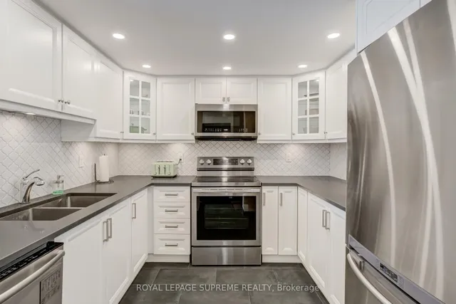 Additional image 4 of 1 GREYSTONE WALK Dr Unit PH83